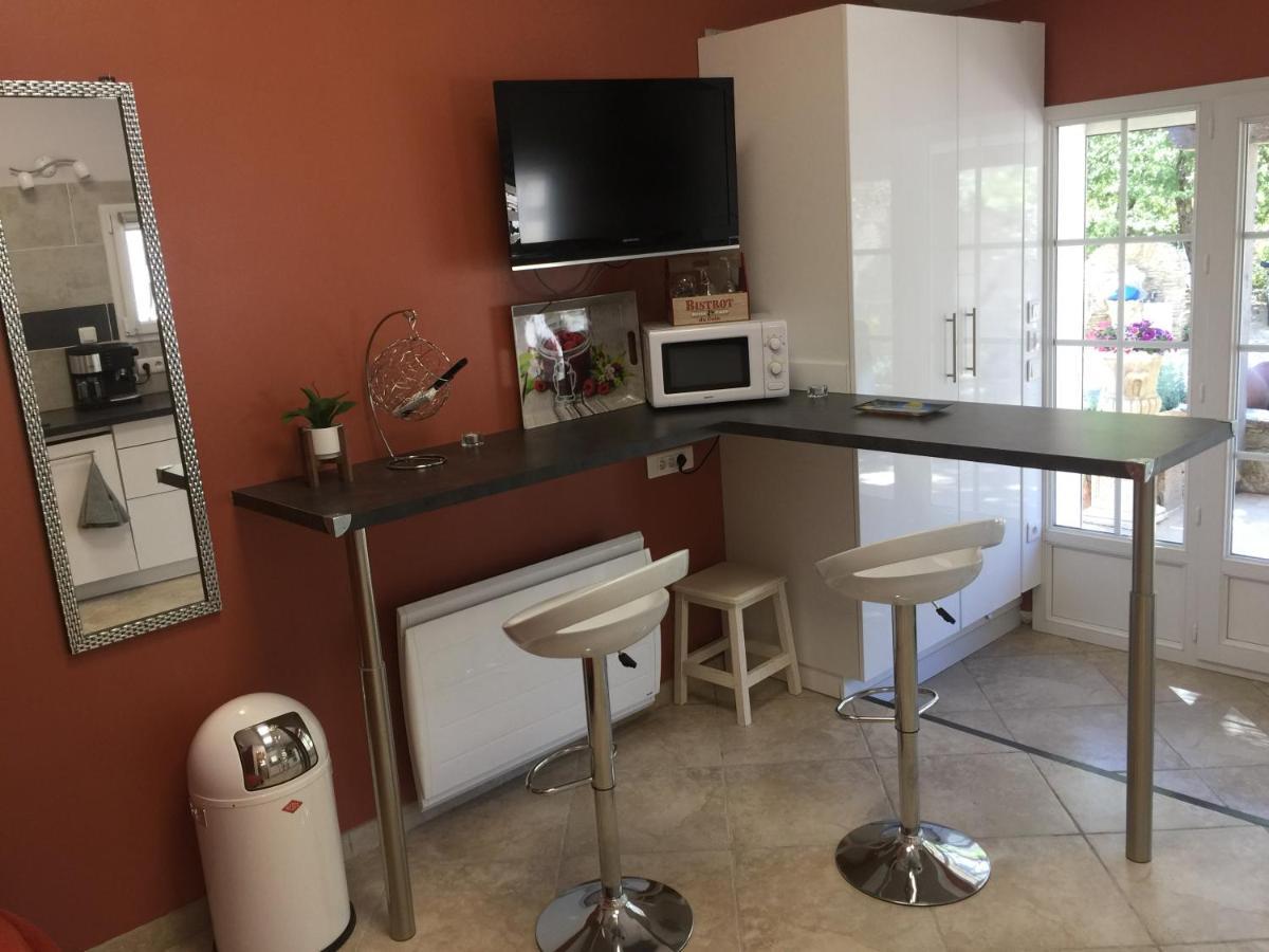 Dependance Individuelle Daire Nans-les-Pins Dış mekan fotoğraf